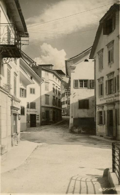 1931
