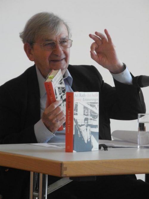 Ari Rath bei einem Auftritt im Bregenzerwald. Foto: VN/Dietrich