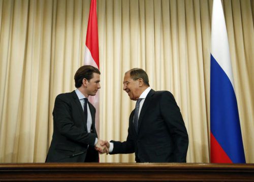 Kurz (links) traf mit seinem russischen Amtskollegen Lawrow in Moskau zusammen. Foto: APA