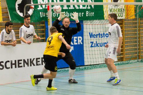 Auch wenn Göfis die Partie gegen Höchst (Bild) verlor, die Oberländer erreichten erstmals das Finalturnier in Wolfurt. Foto: VN-Stiplovsek
