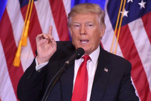 Bei einer Pressekonferenz am Mittwoch in New York nahm Donald Trump Stellung zu seiner Beziehung zu Russland. Foto: afp