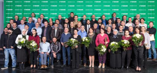 Beim Beschlägehersteller Grass konnten wieder 78 langjährige Mitarbeiter geehrt werden. Foto: grass