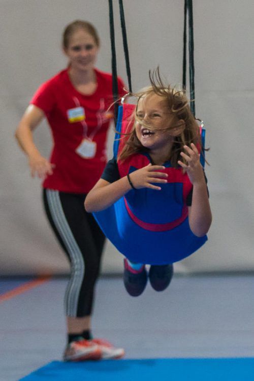 Das macht Spaß: Aus über 1000 Sport- und Freizeitaktivitäten können die Kinder beim „Abenteuer Sportcamp“ wählen. Foto: vn/steurer