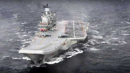 Der Flugzeugträger „Admiral Kusnezow“ zählt zu den ersten russischen Kriegsschiffen, die das syrische Küstengebiet verlassen.  Foto: AP