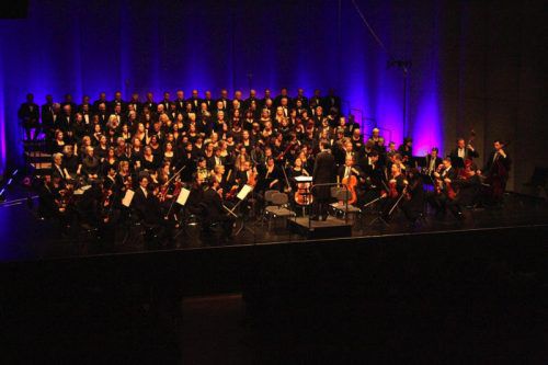 Die Chorakademie Vorarlberg bei einem Auftritt im Feldkircher Montforthaus. FOTO: BK