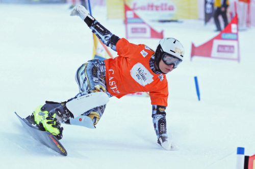 Die doppelte Ledecka! Sowohl auf dem Snowboard als auch auf den Alpin-Skiern fühlt sich die Tschechin Ester Ledecka sehr wohl. Fotos: gepa/2