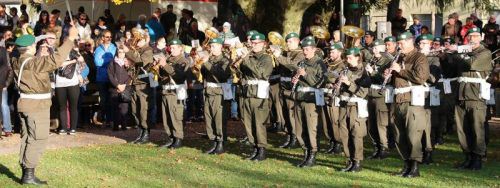 Die Militärmusik Vorarlberg unter Wolfram Öller in der derzeitigen Stärke von 25 Mann vergangenen Herbst bei einem „Elterntag“ in der Kaserne.  Foto: Militär-kdo Vorarlberg