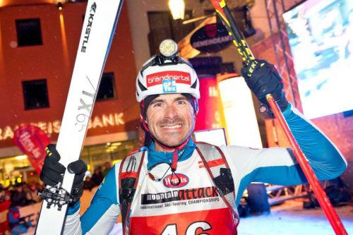 Ein strahlender Patrick Innerhofer nach der Zielankunft.