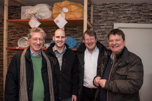 Hausherr Max Trippolt (Zweiter von links) begrüßte unter den Gästen Reinhard Fritzsche, Thomas Hackspiel und Reinhard Weh (v. l.). Küng