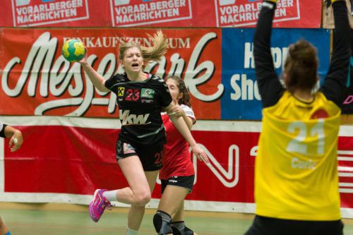Julia Marksteiner traf fünf Mal beim SSV-Sieg.  Foto: VN/DS