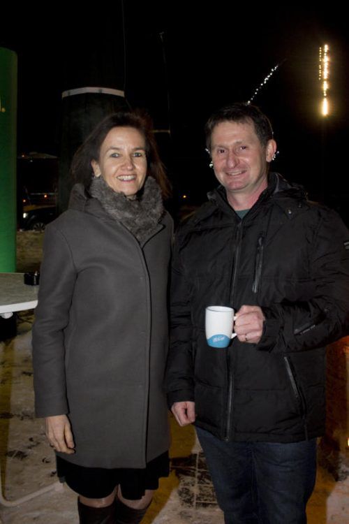 Karin Seyfried im Gespräch mit Jürgen Longhi.