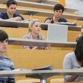 Laptop in der Uni schadet den Studenten