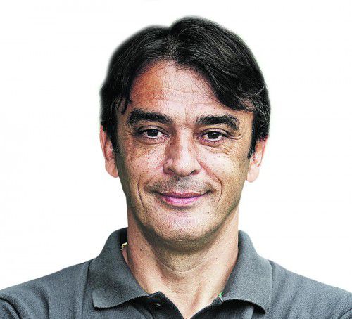 Das neue Gesicht auf der Trainerbank bei der Admira: Seine Premiere feiert Damir Buric gegen Altach. Foto: apa
