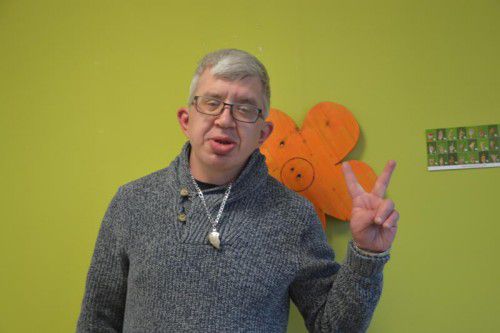 Seit zwei Jahren schon beweist Gernot Schabreiter, dass es sich auch mit Handicap eigenständig leben lässt. Foto: caritas