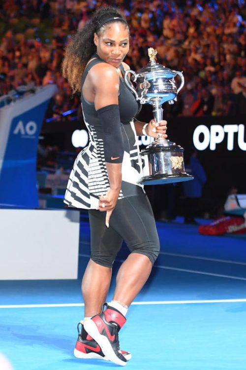 Serena Williams siegte im Schwestern-Finale gegen Venus in Melbourne und hält nun bei unglaublichen 23 Grand-Slam-Siegen. Foto: afp