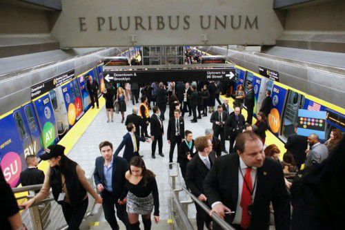 Ungewohnt sauber und komfortabel ist die neue U-Bahnlinie. Foto: AFP