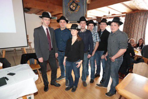 Zunftmeister Roland Büchele (l.), Markus Sutterlüty, Irene Waldner, Michael Flatz, Matthias Flatz, Joachim Flatz und Mathias Meusburger.