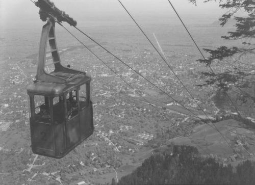 1957