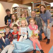 VS Rheindorf freut sich über neue Bibliothek