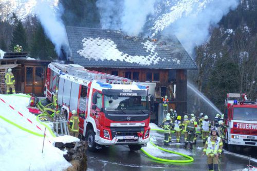Beinahe sämtliche Feuerwehren des Großwalsertals waren am Einsatz beteiligt. Fotos: Bezirksfeuerwehrkommando Bludenz