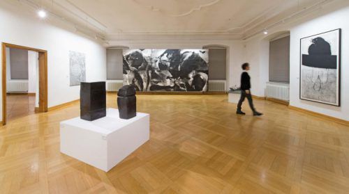 Bis 5. März ist im schönen Palais Liechtenstein in Feldkirch noch die Sammlung Mezzanin zu sehen. Dann ist die Kunst erst einmal draußen. Foto: Mosman