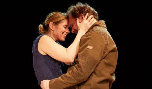 Das Theaterstück „Die Shit Bauern“ wird vom Autor selbst auch für eine Hörspielproduktion umgearbeitet. Foto: Wanko