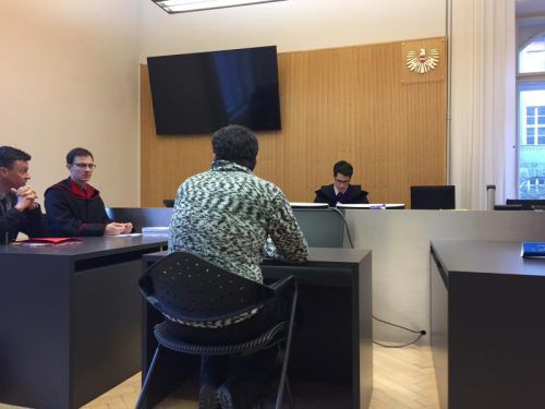 Der Angeklagte hat ein Problem mit Schuldbewusstsein.  VN/sohm