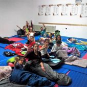 Gemeinsame Nacht in der Karateschule