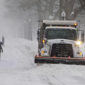 Tausende Flugausfälle wegen Schneesturms