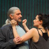 „Der Frauentourist“ im Theater Kosmos