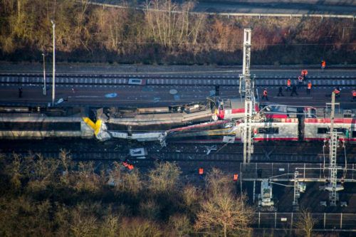 Frontalzusammenstoß zweier Züge fordert in Luxemburg ein Todesopfer und drei Verletzte. Foto: AFP