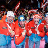 Jubel über Staffel-Medaille