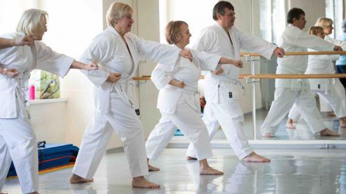 Karate ist für jedes Alter eine geeignete Bewegungsart. Grafoner