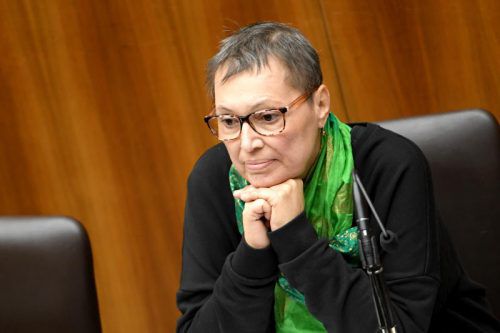 Oberhauser leidet an Krebs. Sie wird im Spital behandelt.  APA