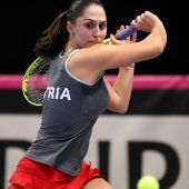 Paszek mit Nullnummer und Verletzung