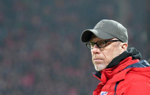 Peter Stöger sorgt mit dem 1. FC Köln in der deutschen Bundesliga weiter für positive Schlagzeilen. Foto: gepa