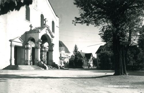 1920