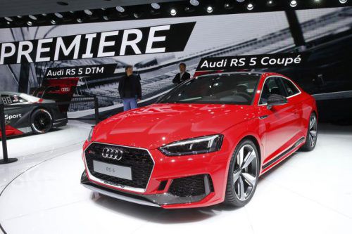 450 PSStarker Auftritt: Das Audi RS 5 Coupé leistet satte 450 PS und beschleunigt in 3,9 Sekunden auf Tempo 100. Marktstart ist im Juli.