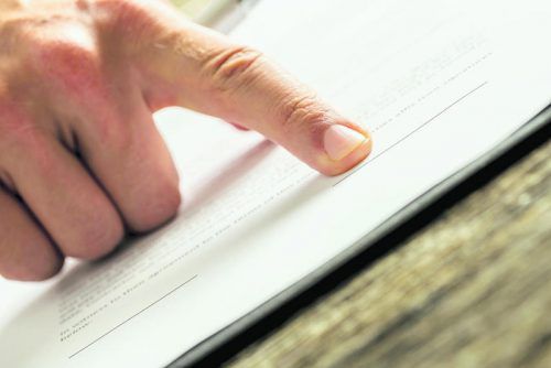 Bei der Kündigung eines Mietvertrags ist besonders auf die Kündigungsfrist zu achten. Foto: Shutterstock
