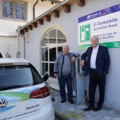 Kennelbach hat nun eine  E-Tankstelle
