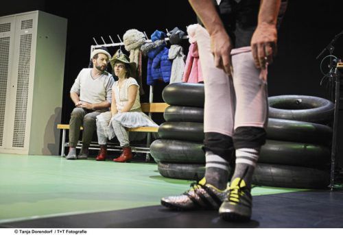 „Dickhäuter“ von Tina Müller feierte in Zürich Premiere. T. Dorendorf