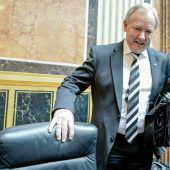 Gerhard Dörfler gibt Vorteilsannahme zu