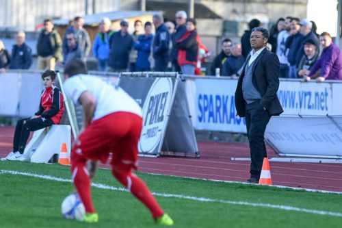 Dornbirn-Trainer Eric Orie will mit seinem Team den ersten Heimsieg seit dem 5. November 2016 (3:0 gegen SAK) realisieren. Foto: VN-Lerch