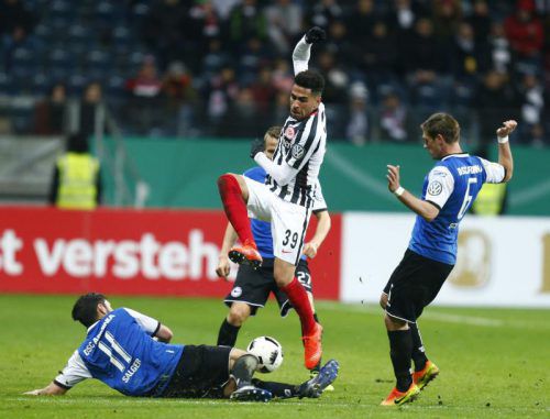 Frankfurt feierte einen knappen Sieg über Bielefeld. Reuters.