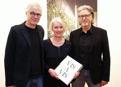 Herausgeberin Marina Hämmerle mit den Architekten Markus Gohm und Ulf Hiessberger.