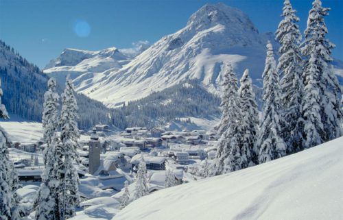 Ist ungeachtet restriktiver Gesetzeslage ungebrochen: der Ansturm auf Ferienwohnungen am Arlberg. Foto: VN