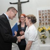 Diplome für 25 neue Krankenpfleger
