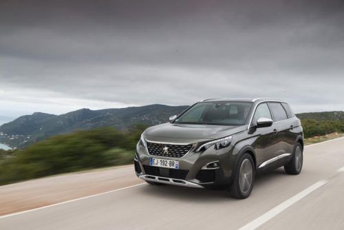 Schaut gut aus, das neue SUV von Peugeot. Es soll helfen, die Höherpositionierung der Marke fortzusetzen. Fotos: Werk