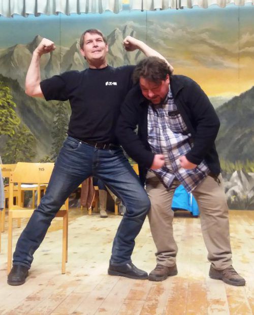 So ganz anders hat sich Papa Müller seine sturmfreie Zeit zu Hause vorgestellt. Foto: str
