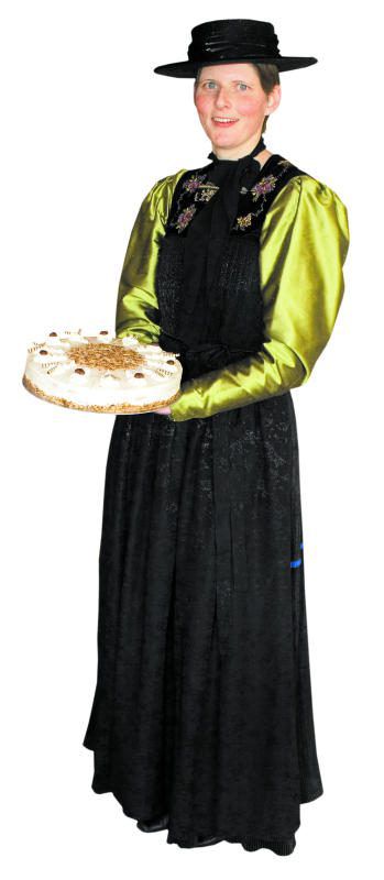 Süßes gab es von Ortsbäuerin Bettina Metzler.